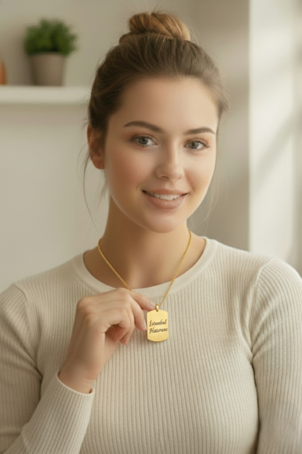 Minimalist Yazı Gold Çelik Kolye